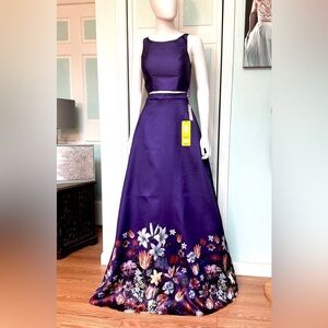 Size 4 Purple Mikado 2 piece floral gown Pockets Prom Mother of bride groom